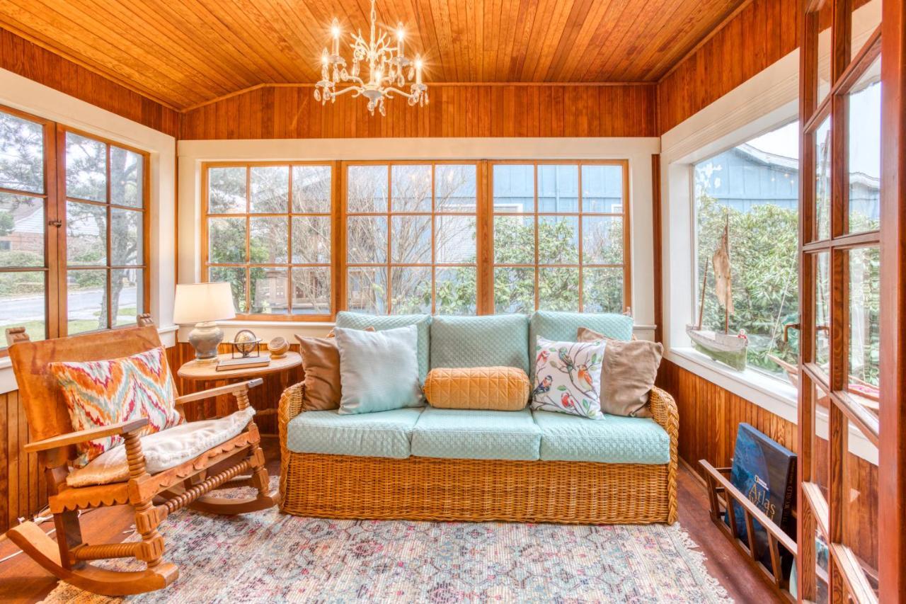 Seaside Classic Cozy Bungalow Exterior foto